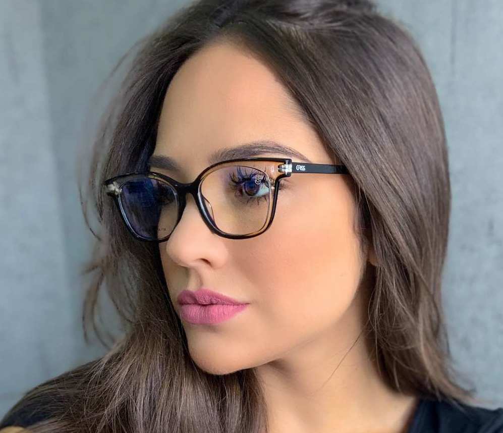 oticagriss armacao para oculos de grau griss 125 preto com transparente oticagriss armacao para oculos de grau griss 125 preto com transparente
