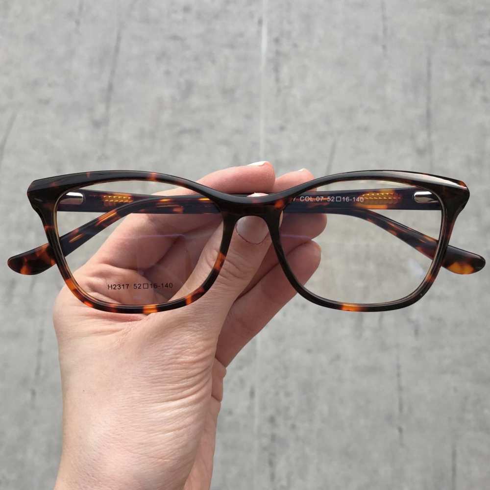 oticagriss oculos de grau gatinho azul com tartaruga 175 copia oticagriss oculos de grau gatinho azul com tartaruga 175 copia