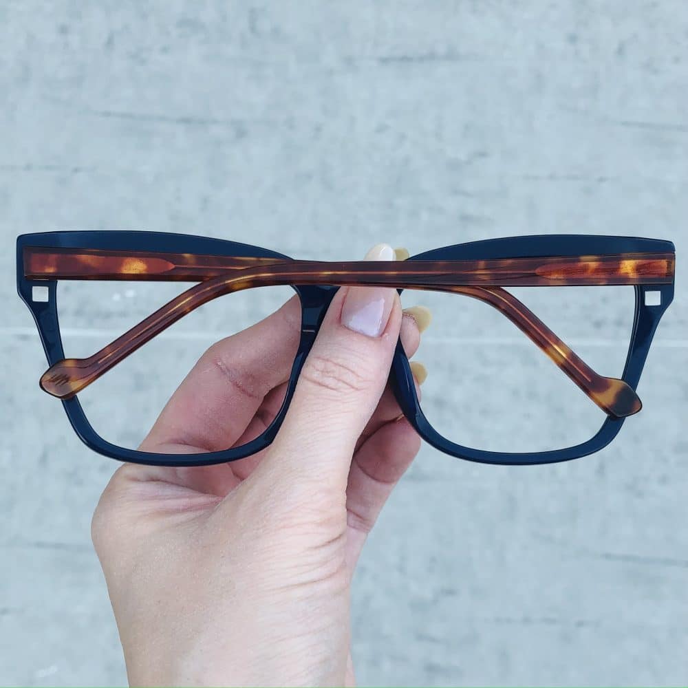 oticagriss oculos clip on em acetato quadrado azul 227 2 oticagriss oculos clip on em acetato quadrado azul 227 2