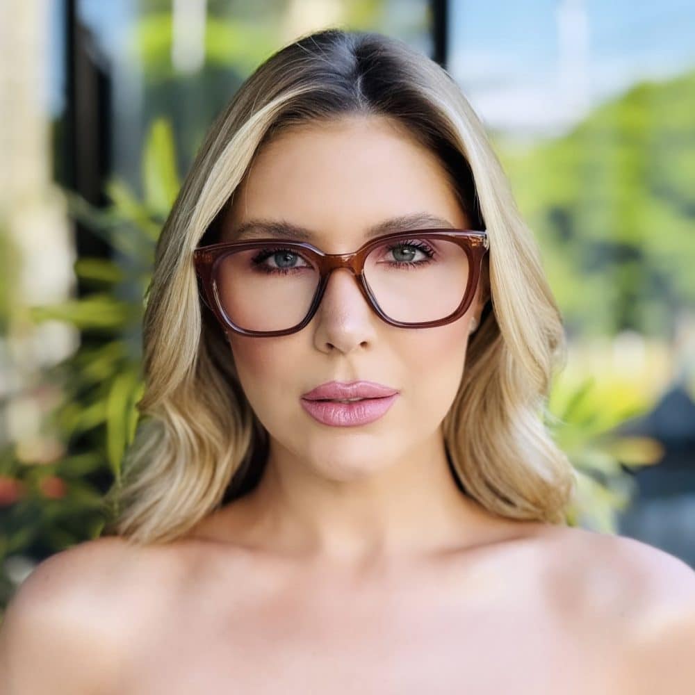 oticagriss oculos de grau feminino quadrado marrom 411 2 oticagriss oculos de grau feminino quadrado marrom 411 2