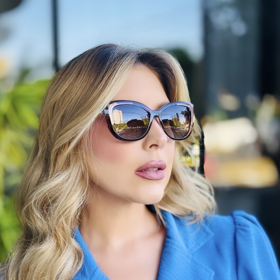 oticagriss oculos 2 em 1 clip on quadrado marrom transparente 421 6 oticagriss oculos 2 em 1 clip on quadrado marrom transparente 421 6