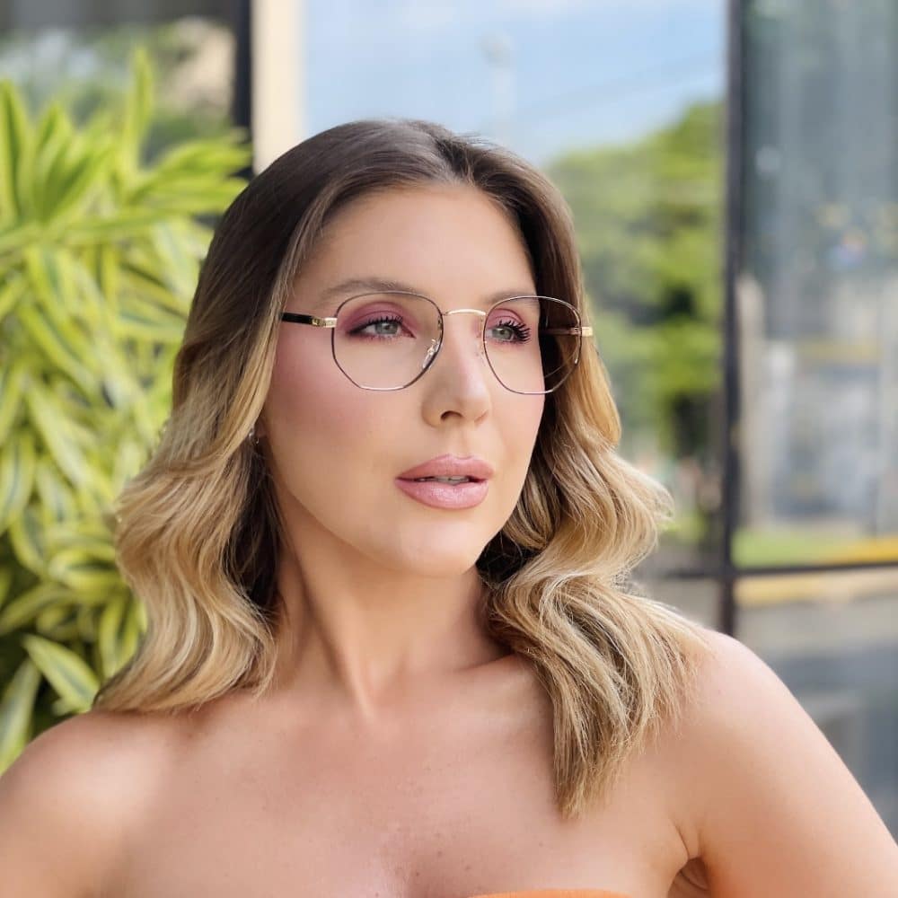 oticagriss oculos de grau feminino hexagonal preto e dourado 450 2 oticagriss oculos de grau feminino hexagonal preto e dourado 450 2