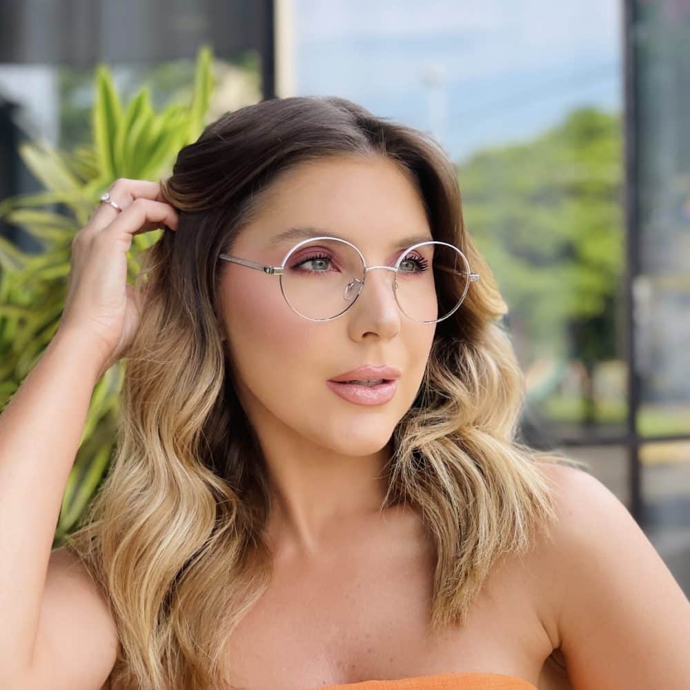 oticagriss oculos de grau feminino redondo branco e prata 448 3 oticagriss oculos de grau feminino redondo branco e prata 448 3