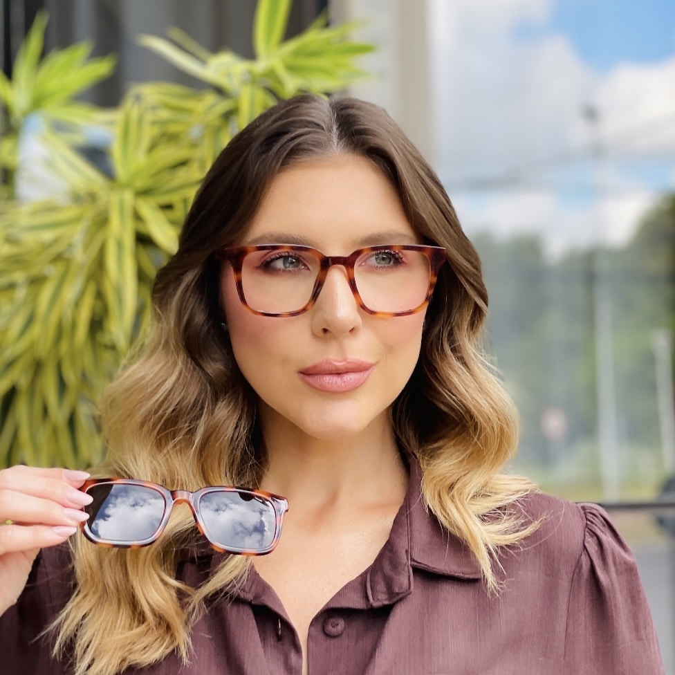 oticagriss oculos 2 em 1 clip on quadrado rajado 463 2 oticagriss oculos 2 em 1 clip on quadrado rajado 463 2