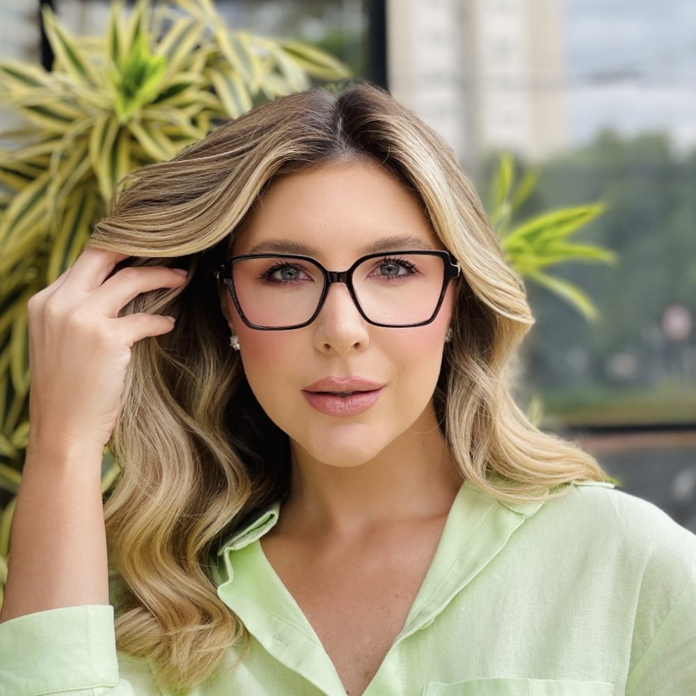 oticagriss oculos de grau feminino quadrado marrom 488 2 oticagriss oculos de grau feminino quadrado marrom 488 2